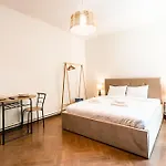 Calea Victoriei - Premium & Bukarest