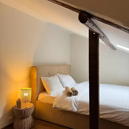 Calea Victoriei - Premium & *