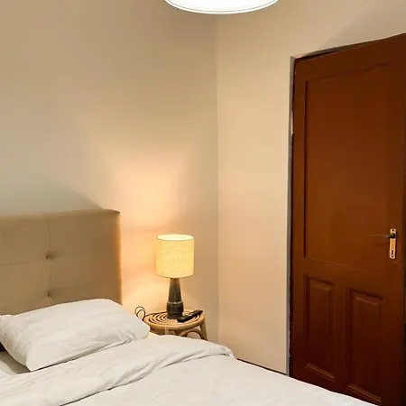 Calea Victoriei - Premium & *