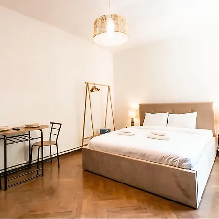 Calea Victoriei - Premium & Bucarest