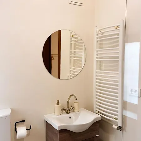 Calea Victoriei - Premium & Apartman Bukarest