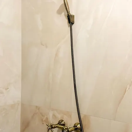 Calea Victoriei - Premium &