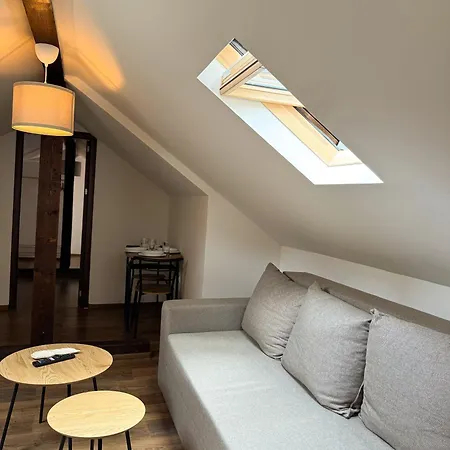 Calea Victoriei - Premium &