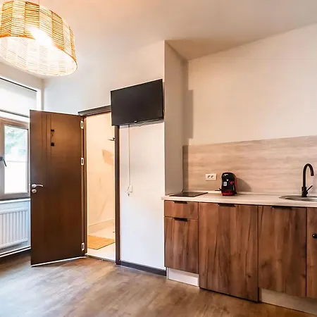 Calea Victoriei - Premium &