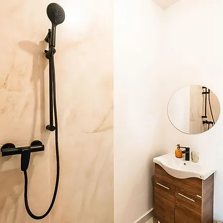 Calea Victoriei - Premium & *