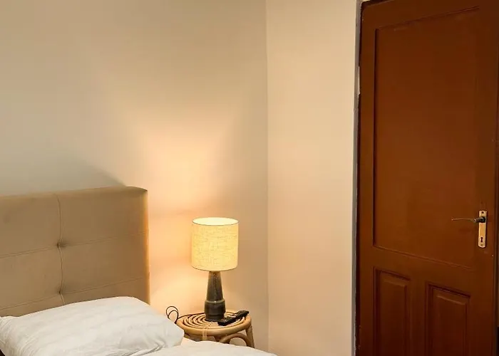 Calea Victoriei - Premium & *