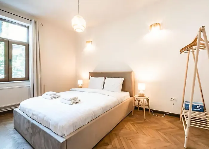 Calea Victoriei - Premium & بوخارست