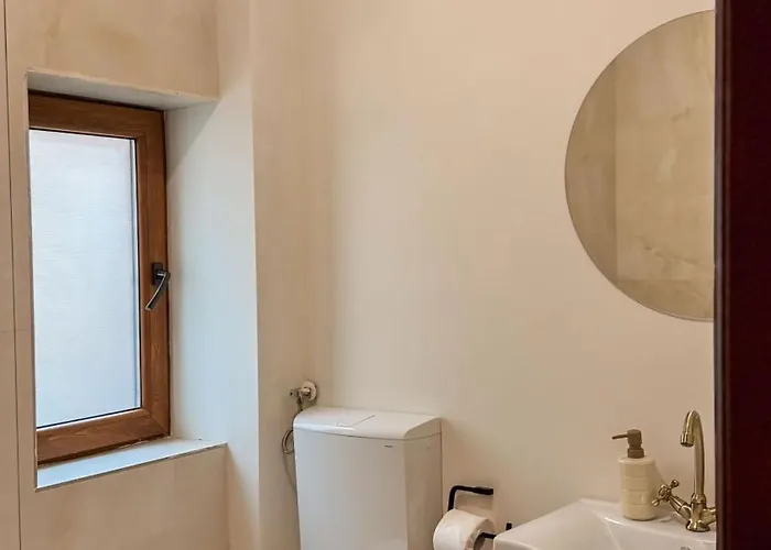 Calea Victoriei - Premium &