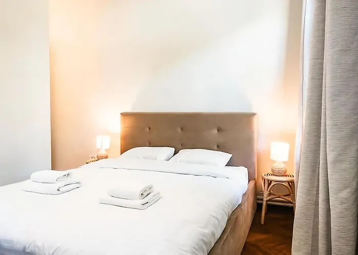 Calea Victoriei - Premium & Apartman *